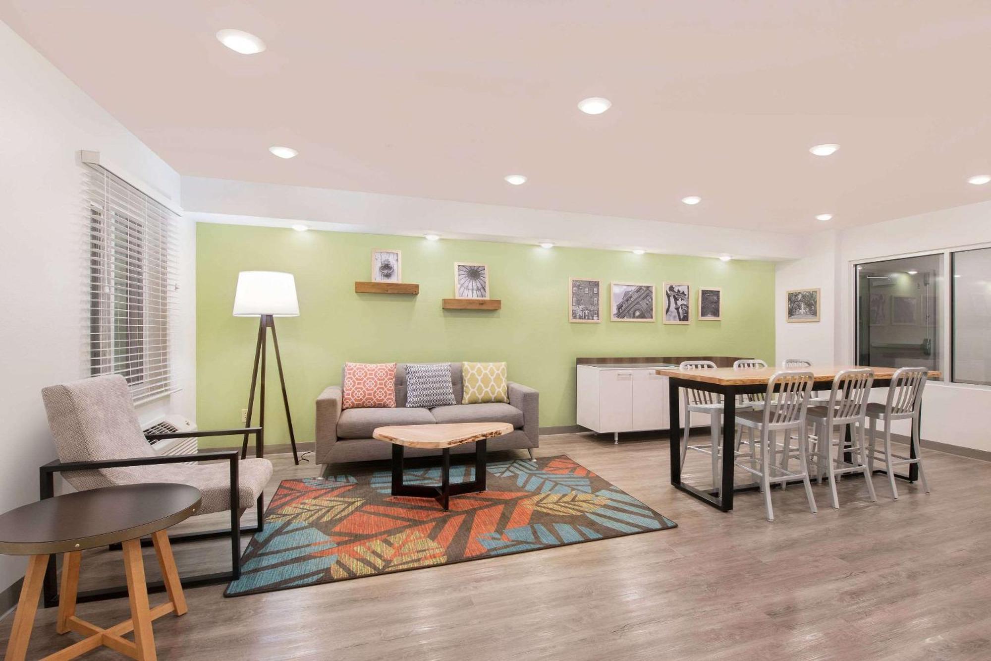Woodspring Suites Savannah Pooler Exteriér fotografie